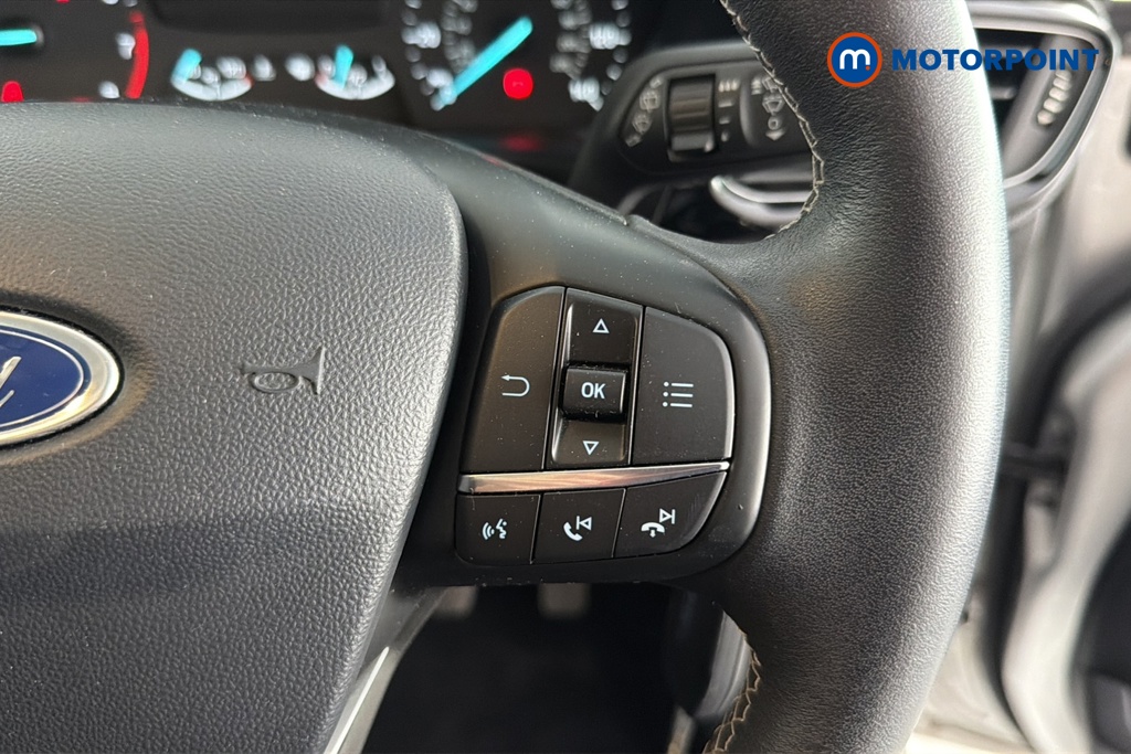 Ford Fiesta Zetec Manual Petrol Hatchback - Stock Number (1658120) - 3rd supplementary image