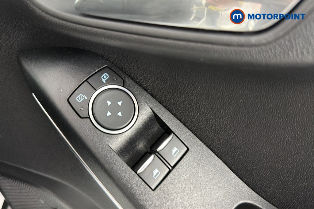 Ford Fiesta Zetec Manual Petrol Hatchback - Stock Number (1658120) - 19th supplementary image
