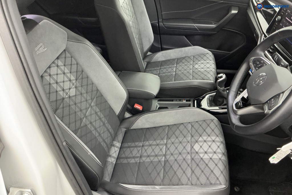 Volkswagen T-Roc R-Line Manual Petrol SUV - Stock Number (1658346) - 5th supplementary image