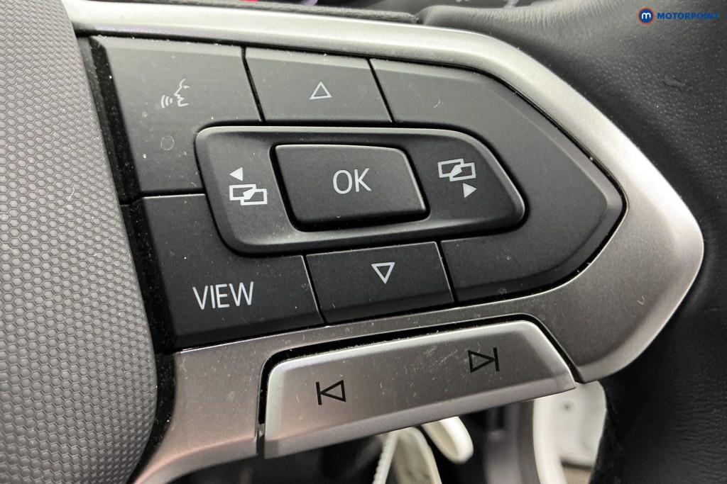 Volkswagen T-Roc R-Line Manual Petrol SUV - Stock Number (1658346) - 21st supplementary image