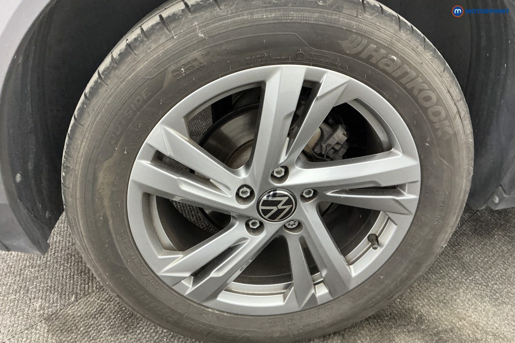 Volkswagen T-Roc R-Line Manual Petrol SUV - Stock Number (1658346) - 31st supplementary image