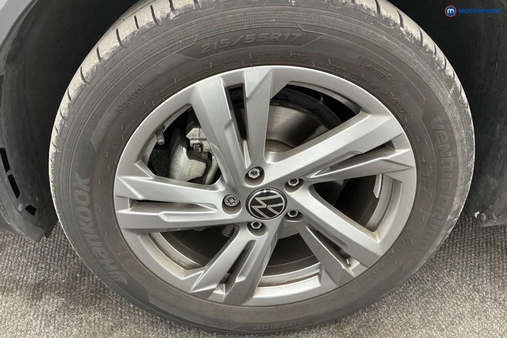 Volkswagen T-Roc R-Line Manual Petrol SUV - Stock Number (1658346) - 33rd supplementary image