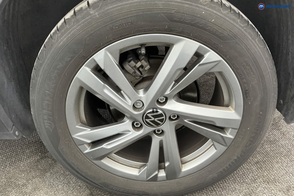 Volkswagen T-Roc R-Line Manual Petrol SUV - Stock Number (1658346) - 34th supplementary image