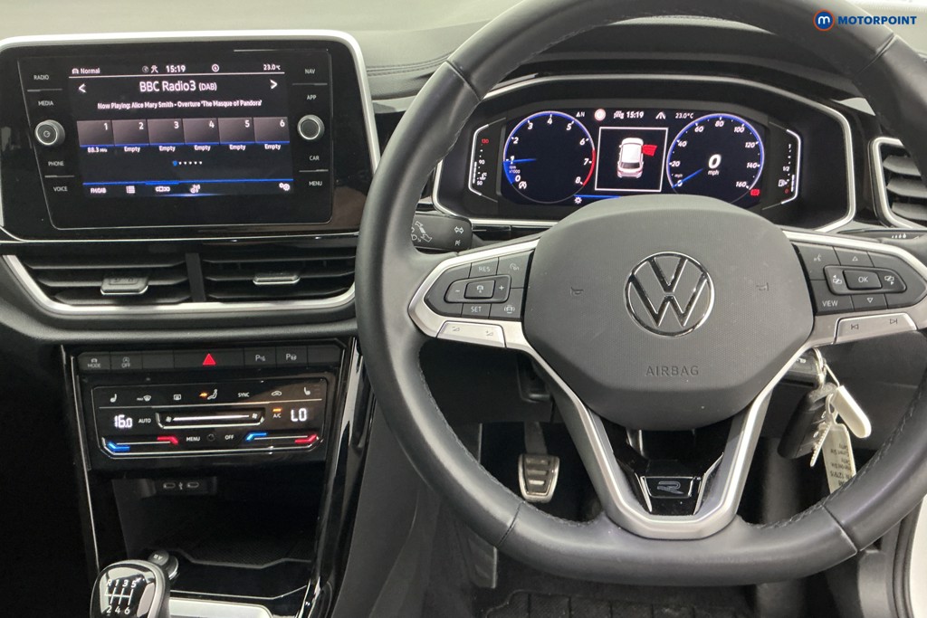 Volkswagen T-Roc R-Line Manual Petrol SUV - Stock Number (1658346) - 1st supplementary image