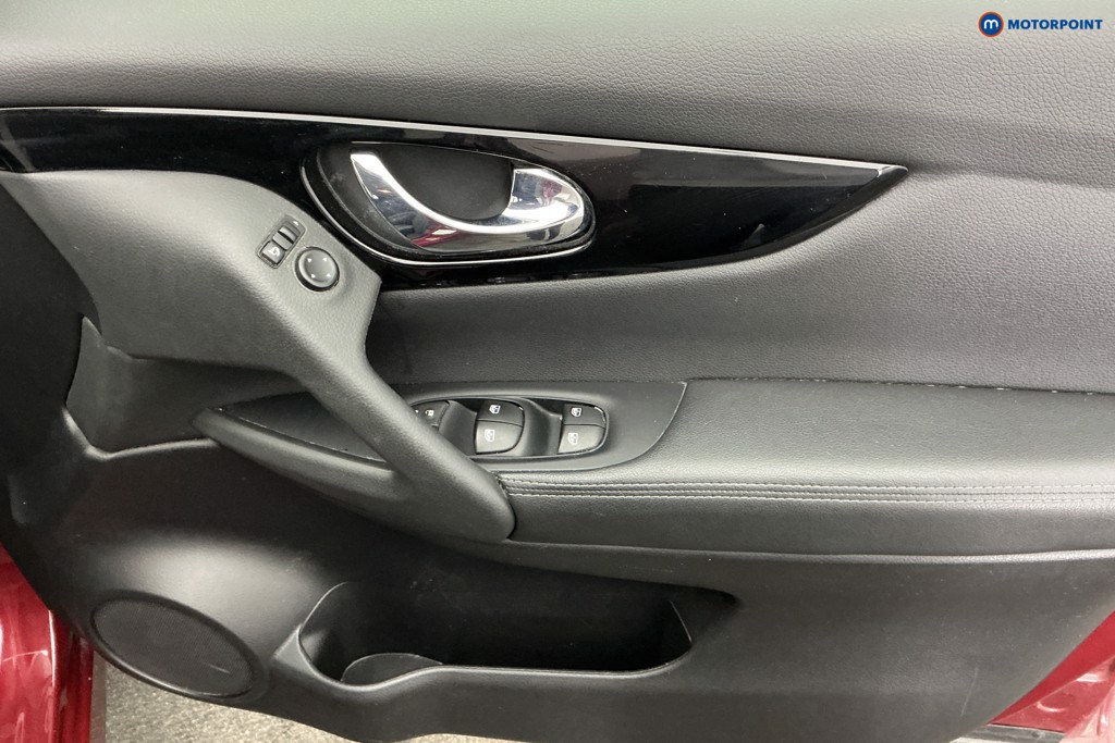 Nissan Qashqai Acenta Premium Manual Petrol SUV - Stock Number (1658613) - 25th supplementary image