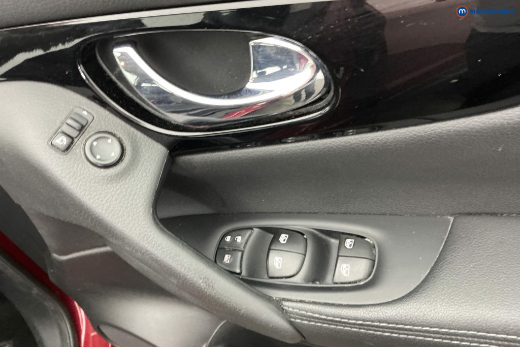 Nissan Qashqai Acenta Premium Manual Petrol SUV - Stock Number (1658613) - 26th supplementary image