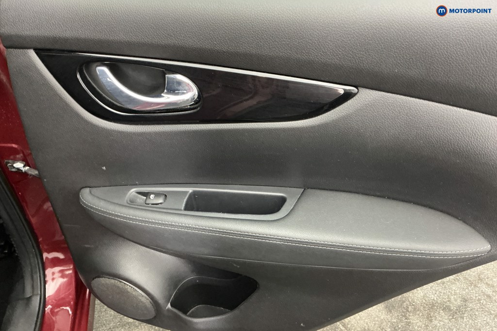 Nissan Qashqai Acenta Premium Manual Petrol SUV - Stock Number (1658613) - 27th supplementary image