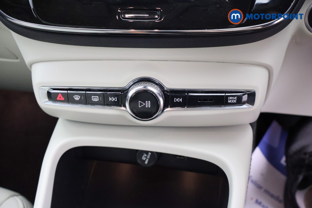 Volvo Xc40 Inscription Automatic Petrol SUV - Stock Number (1658763) - 9th supplementary image