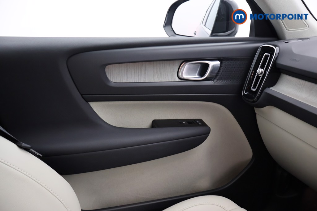 Volvo Xc40 Inscription Automatic Petrol SUV - Stock Number (1658763) - 13th supplementary image