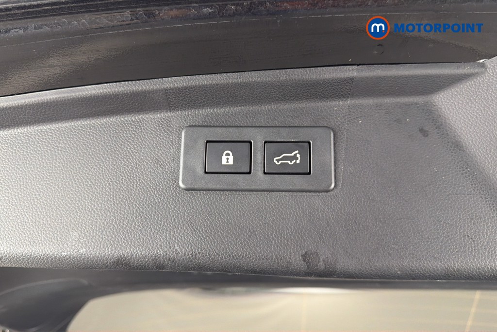 Subaru Outback Touring Automatic Petrol Estate - Stock Number (1658815) - 35th supplementary image