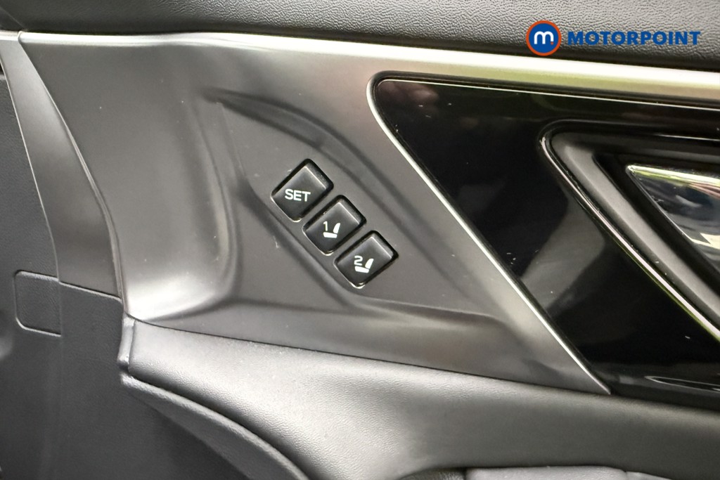 Subaru Outback Touring Automatic Petrol Estate - Stock Number (1658818) - 21st supplementary image