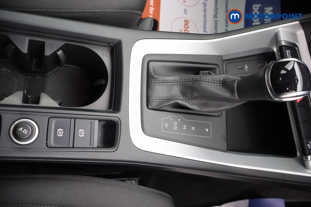 Audi Q3 Technik Automatic Petrol Plug-In Hybrid SUV - Stock Number (1658886) - 12th supplementary image