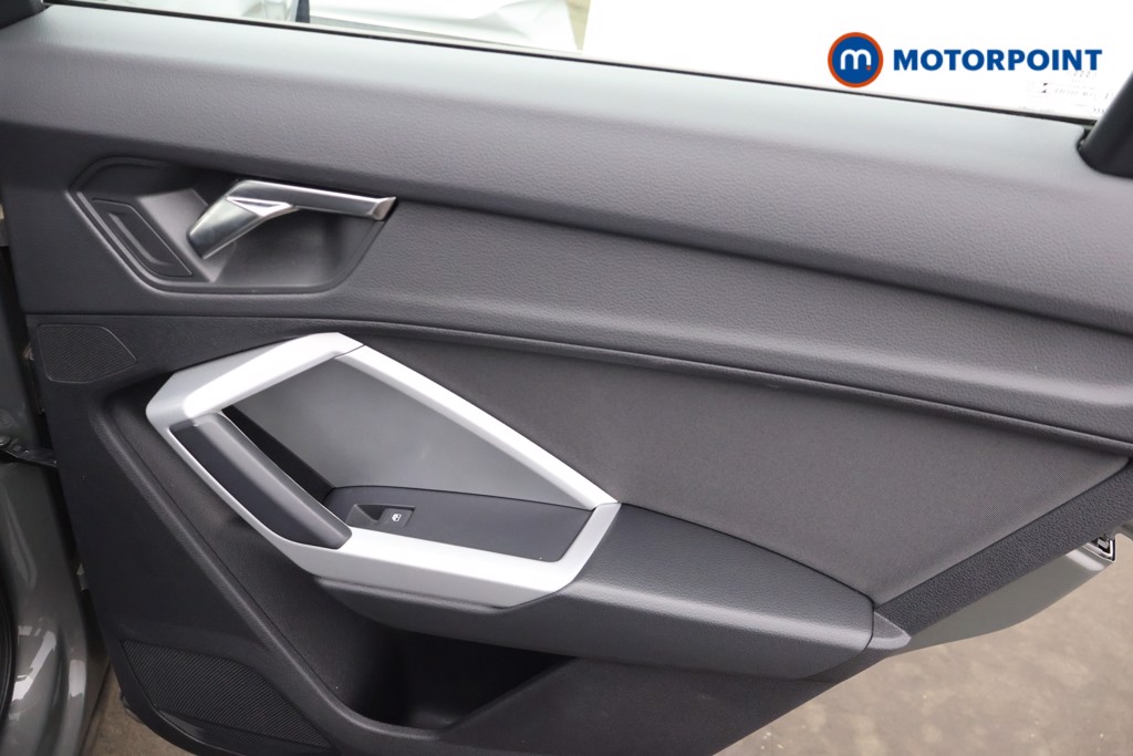 Audi Q3 Technik Automatic Petrol Plug-In Hybrid SUV - Stock Number (1658886) - 22nd supplementary image
