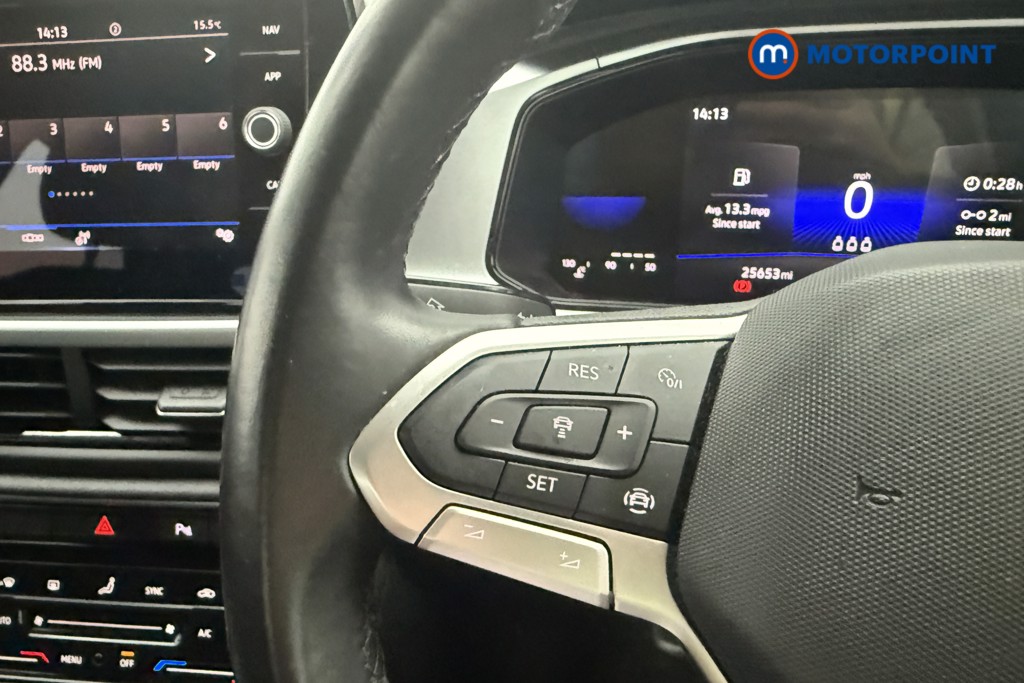 Volkswagen T-Roc Life Manual Petrol SUV - Stock Number (1659418) - 7th supplementary image