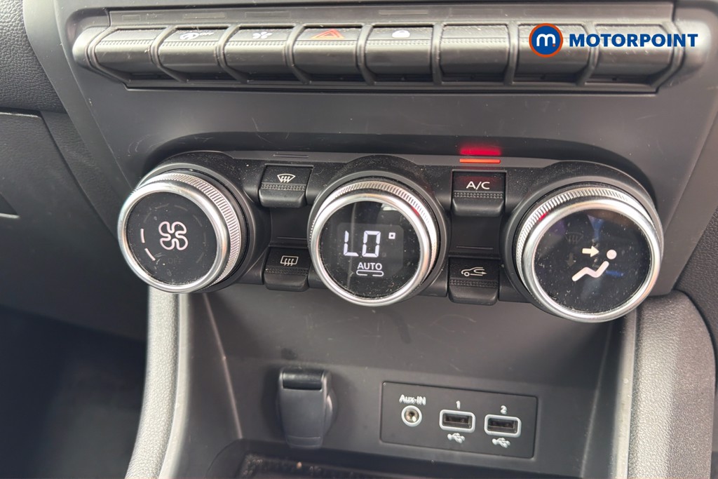 Renault Captur Techno Manual Petrol SUV - Stock Number (1659549) - 12th supplementary image