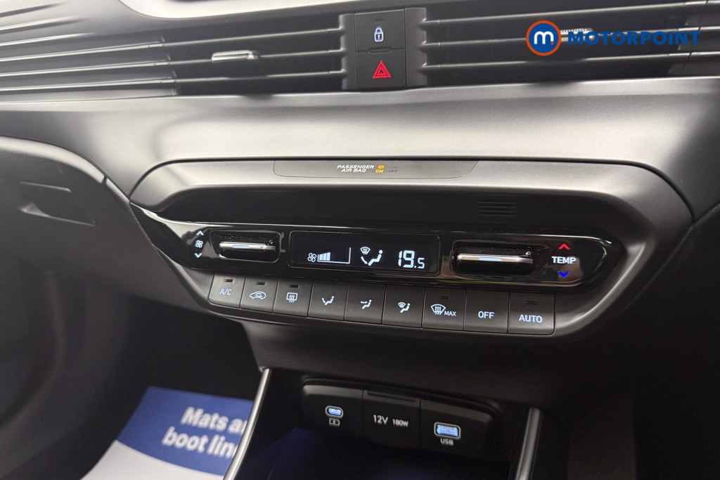 Hyundai I20 Premium Automatic Petrol Hatchback - Stock Number (1659564) - 14th supplementary image