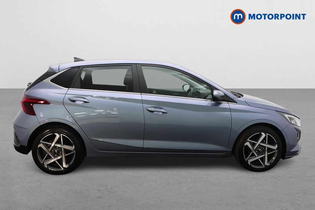 Hyundai I20 Premium Automatic Petrol Hatchback - Stock Number (1659564) - Drivers side