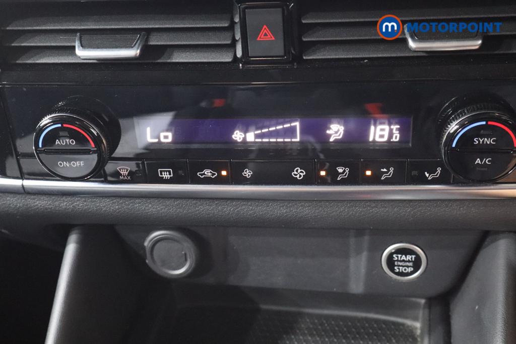 Nissan Qashqai N-Connecta Automatic Petrol SUV - Stock Number (1659610) - 8th supplementary image