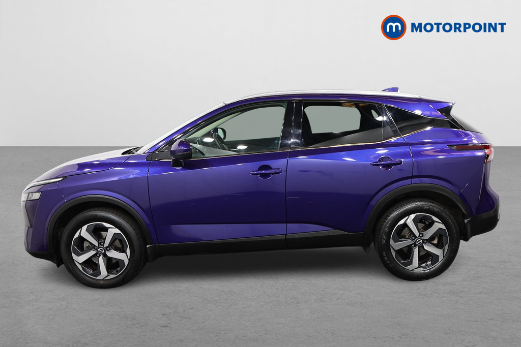 Nissan Qashqai N-Connecta Automatic Petrol SUV - Stock Number (1659610) - Passenger side