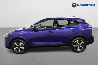 Nissan Qashqai N-Connecta Automatic Petrol SUV - Stock Number (1659610) - Passenger side