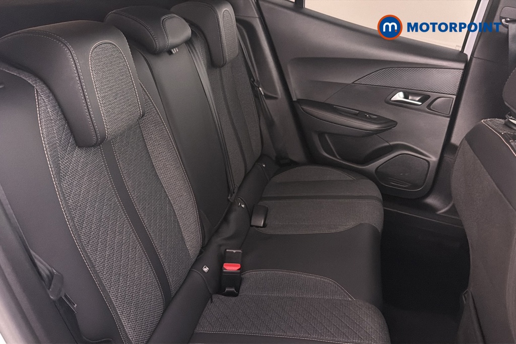 Peugeot 2008 Allure Automatic Petrol SUV - Stock Number (1659721) - 25th supplementary image