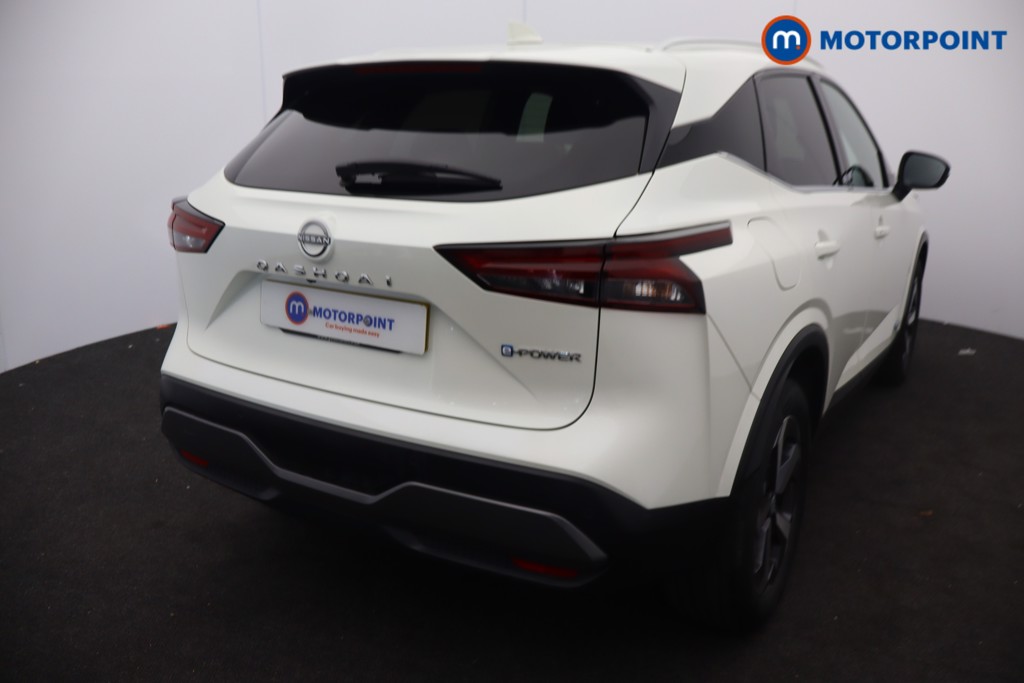 Nissan Qashqai N-Connecta Automatic Petrol-Electric Hybrid SUV - Stock Number (1659730) - 2nd supplementary image