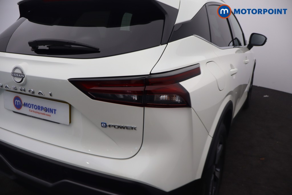 Nissan Qashqai N-Connecta Automatic Petrol-Electric Hybrid SUV - Stock Number (1659730) - 3rd supplementary image
