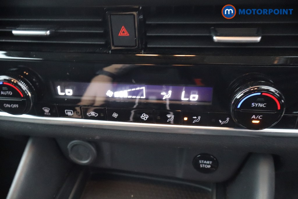 Nissan Qashqai N-Connecta Automatic Petrol-Electric Hybrid SUV - Stock Number (1659730) - 18th supplementary image