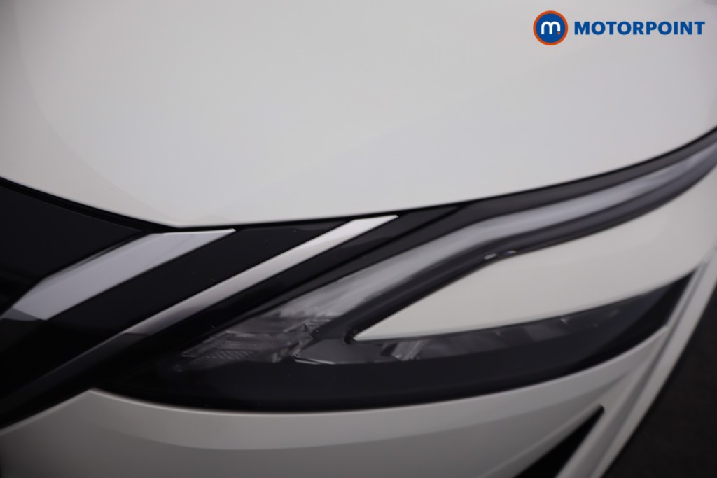 Nissan Qashqai N-Connecta Automatic Petrol-Electric Hybrid SUV - Stock Number (1659730) - 26th supplementary image
