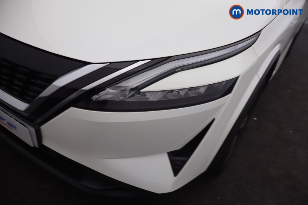 Nissan Qashqai N-Connecta Automatic Petrol-Electric Hybrid SUV - Stock Number (1659730) - 27th supplementary image