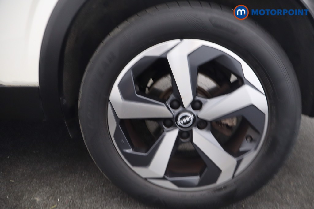 Nissan Qashqai N-Connecta Automatic Petrol-Electric Hybrid SUV - Stock Number (1659730) - 31st supplementary image