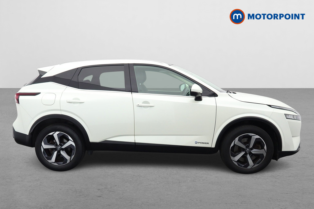 Nissan Qashqai N-Connecta Automatic Petrol-Electric Hybrid SUV - Stock Number (1659730) - Drivers side