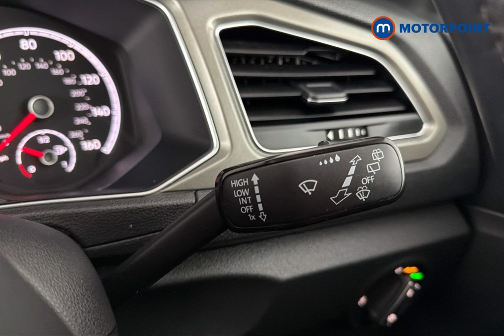 Volkswagen T-Roc SE Manual Petrol SUV - Stock Number (1659753) - 7th supplementary image