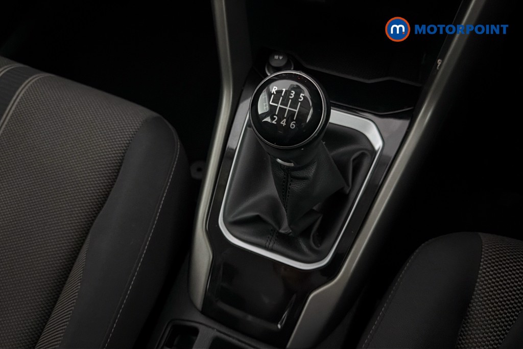 Volkswagen T-Roc SE Manual Petrol SUV - Stock Number (1659753) - 15th supplementary image