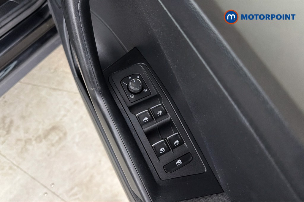Volkswagen T-Roc SE Manual Petrol SUV - Stock Number (1659753) - 20th supplementary image