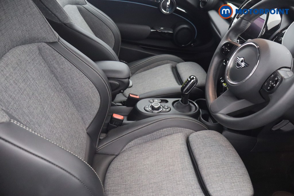 Mini Hatchback Cooper S Level 2 Automatic Electric Hatchback - Stock Number (1659806) - 12th supplementary image