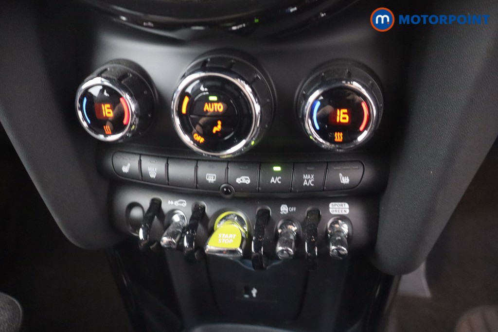 Mini Hatchback Cooper S Level 2 Automatic Electric Hatchback - Stock Number (1659806) - 18th supplementary image