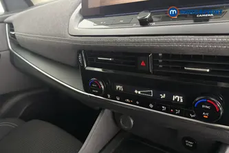 Nissan Qashqai Acenta Premium Automatic Petrol-Electric Hybrid SUV - Stock Number (1659871) - 12th supplementary image
