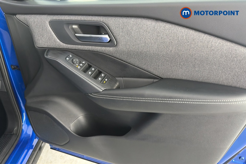 Nissan Qashqai Acenta Premium Automatic Petrol-Electric Hybrid SUV - Stock Number (1659871) - 18th supplementary image