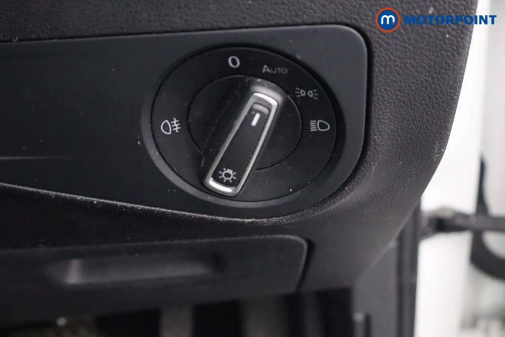 Volkswagen Tiguan Life Automatic Diesel SUV - Stock Number (1659948) - 12th supplementary image