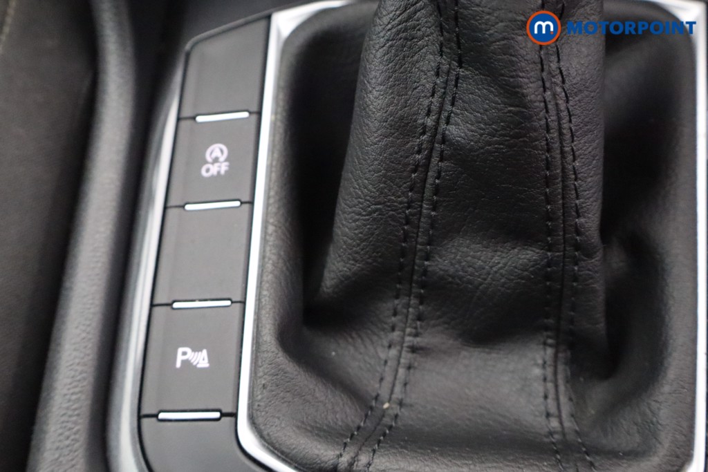 Volkswagen Tiguan Life Automatic Diesel SUV - Stock Number (1659948) - 15th supplementary image