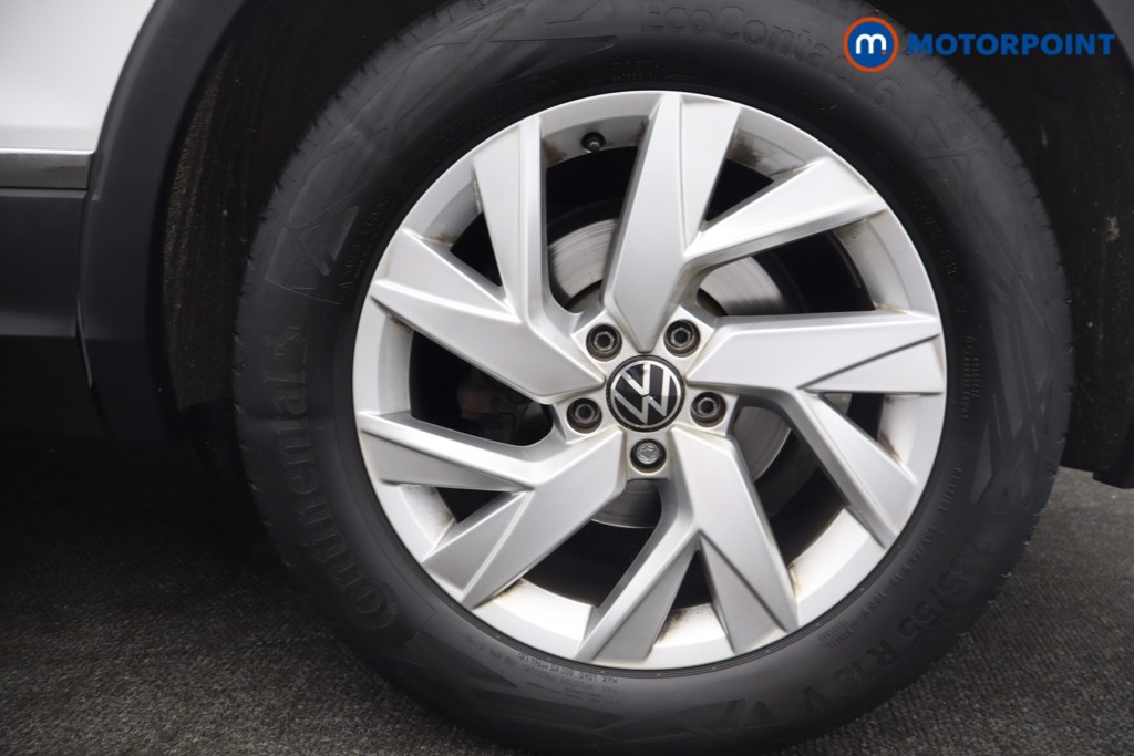 Volkswagen Tiguan Life Automatic Diesel SUV - Stock Number (1659948) - 24th supplementary image