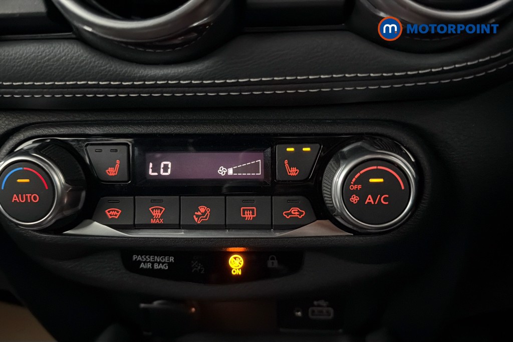 Nissan Juke Tekna Manual Petrol SUV - Stock Number (1660117) - 14th supplementary image