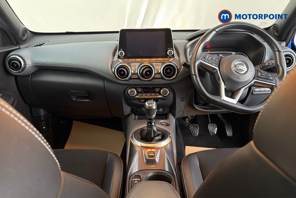 Nissan Juke Tekna Manual Petrol SUV - Stock Number (1660117) - 1st supplementary image