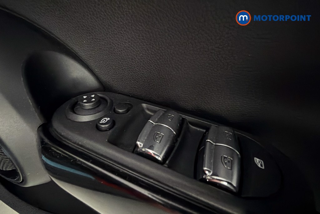 Mini Hatchback Cooper S Exclusive Automatic Petrol Hatchback - Stock Number (1660156) - 20th supplementary image