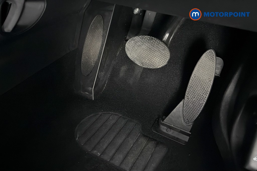 Mini Hatchback Cooper S Exclusive Automatic Petrol Hatchback - Stock Number (1660156) - 27th supplementary image