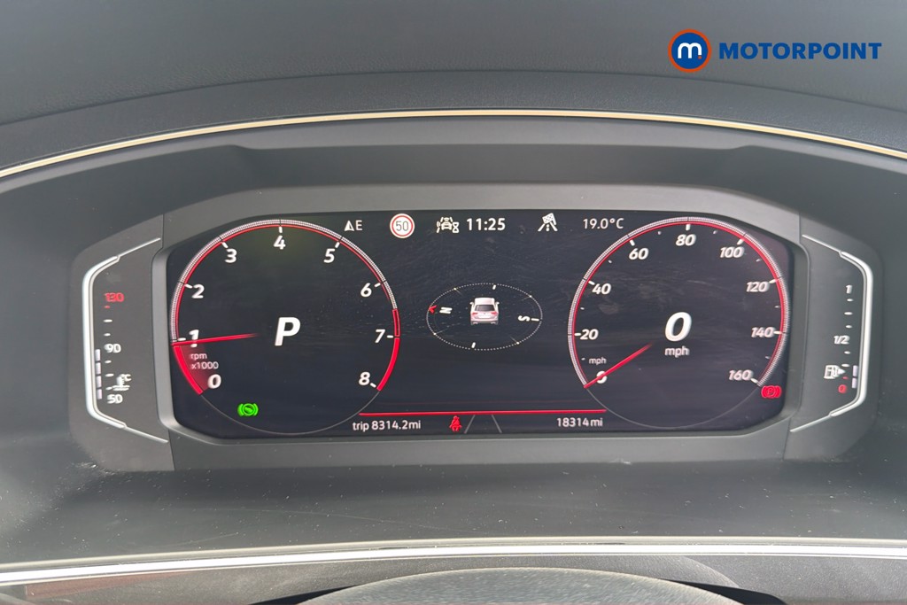 Volkswagen Tiguan R-Line Automatic Petrol SUV - Stock Number (1660165) - 42nd supplementary image