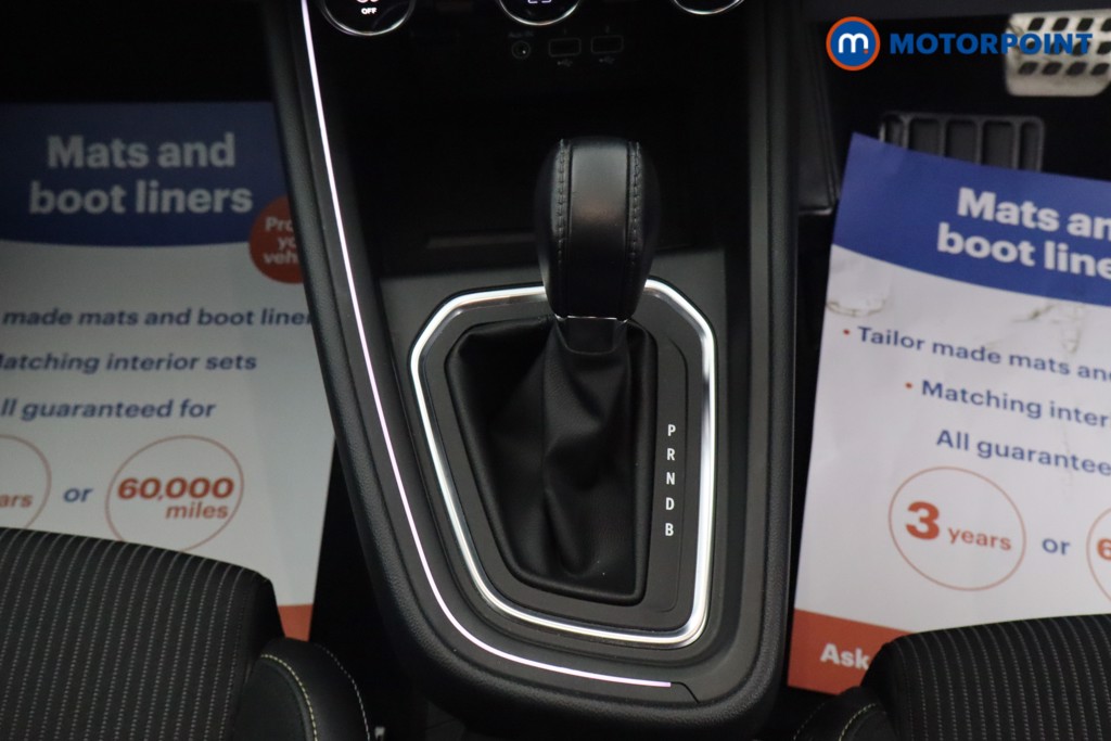 Renault Clio Engineered Automatic Petrol-Electric Hybrid Hatchback - Stock Number (1660258) - 4th supplementary image