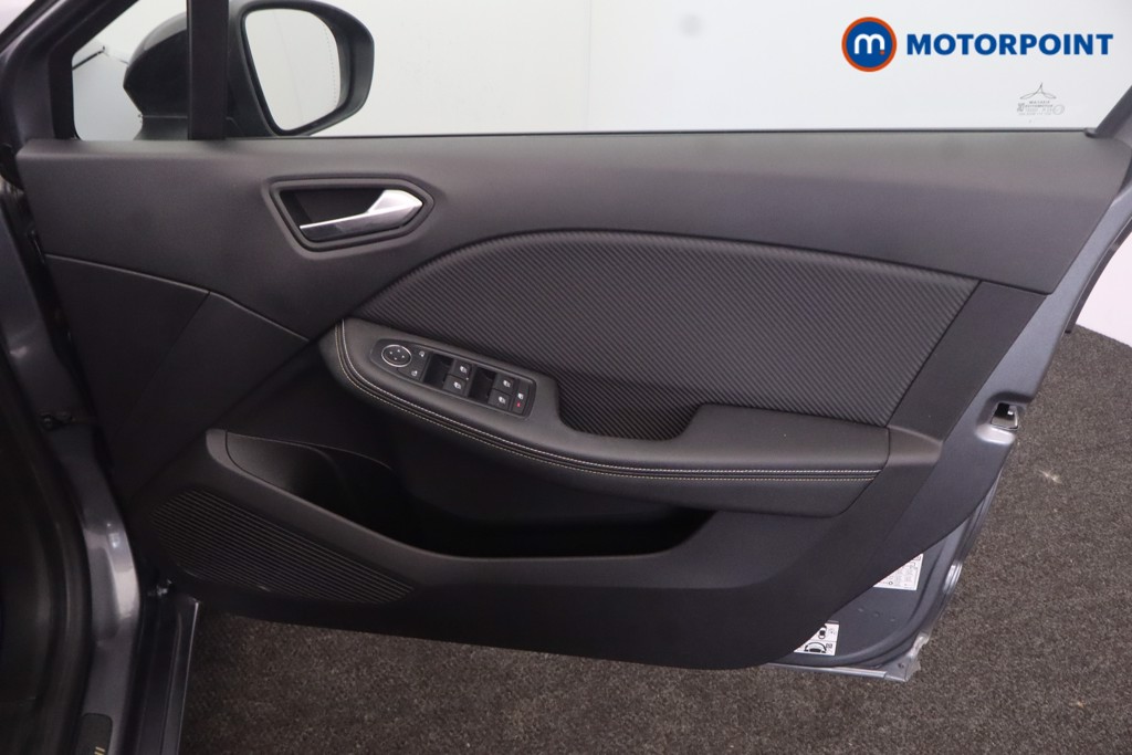 Renault Clio Engineered Automatic Petrol-Electric Hybrid Hatchback - Stock Number (1660258) - 23rd supplementary image