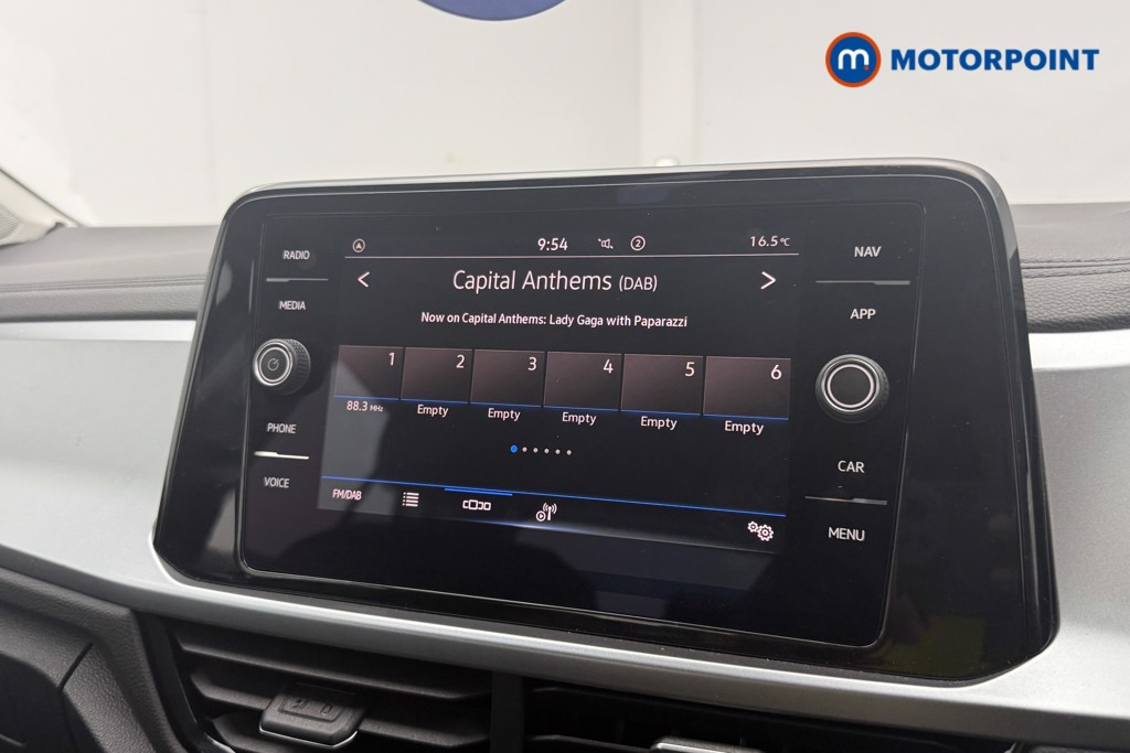 Volkswagen T-Roc Life Manual Petrol SUV - Stock Number (1660354) - 10th supplementary image